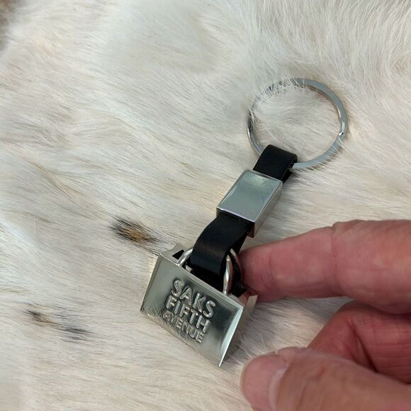 Saks Fifth Avenue Mini Purse Keychain - Picture 3 of 5